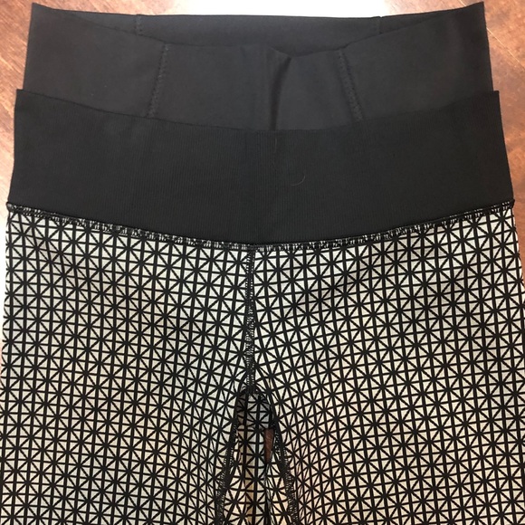 Lululemon Leggings - Picture 3 of 4